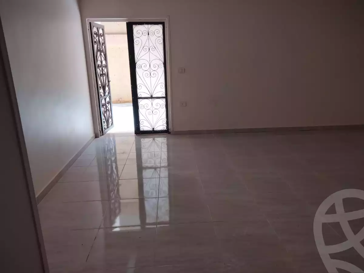 https://aqarmap.com.eg/en/listing/5032438-for-rent-cairo-new-cairo-el-yassamin-el-yasmeen-3-mohamed-rahim-st