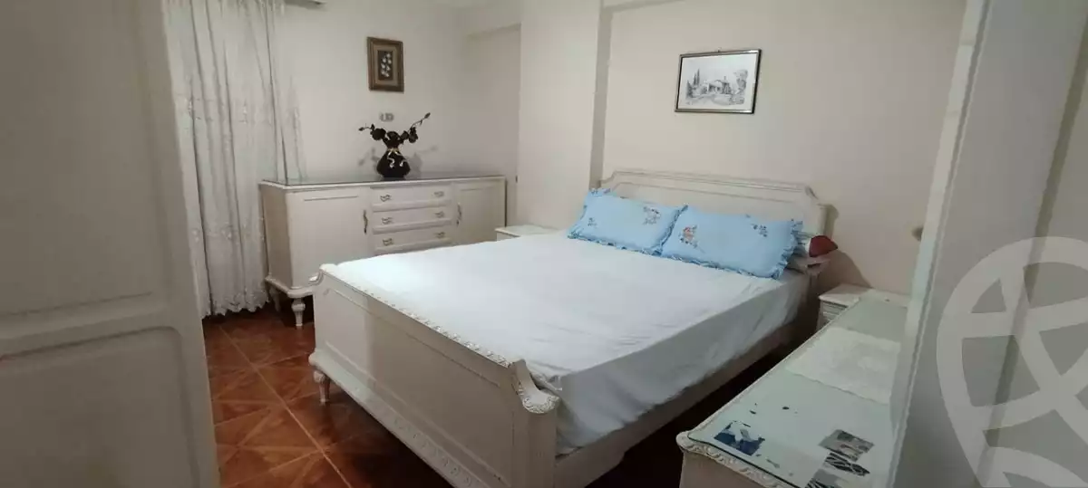 https://aqarmap.com.eg/ar/listing/5035716-for-rent-alexandria-miami-street-56