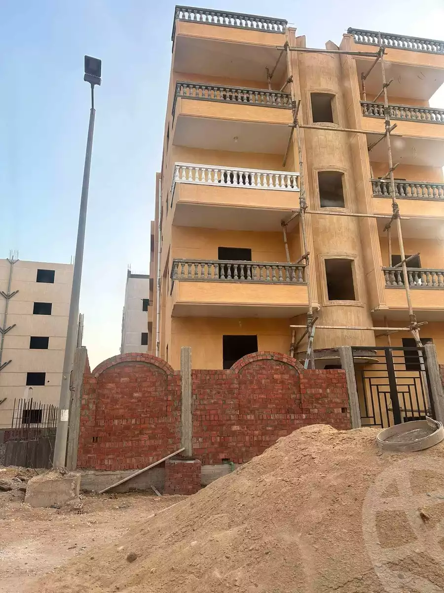 https://aqarmap.com.eg/en/listing/5036353-for-sale-cairo-badr-city-hai-el-ashgar-featured-neighborhood-bait-el-watan-rd