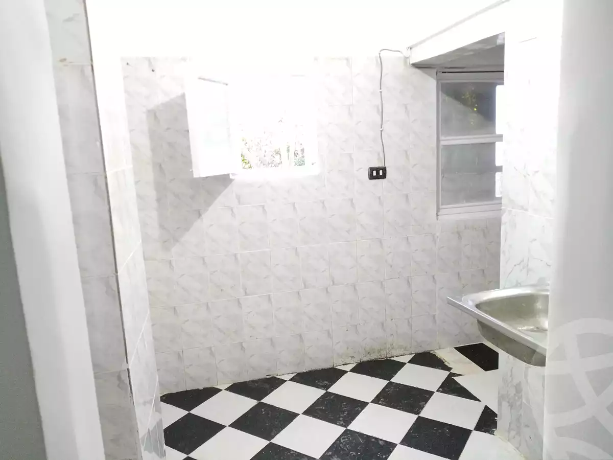 https://aqarmap.com.eg/ar/listing/5041025-for-sale-jnwb-syn-dahb