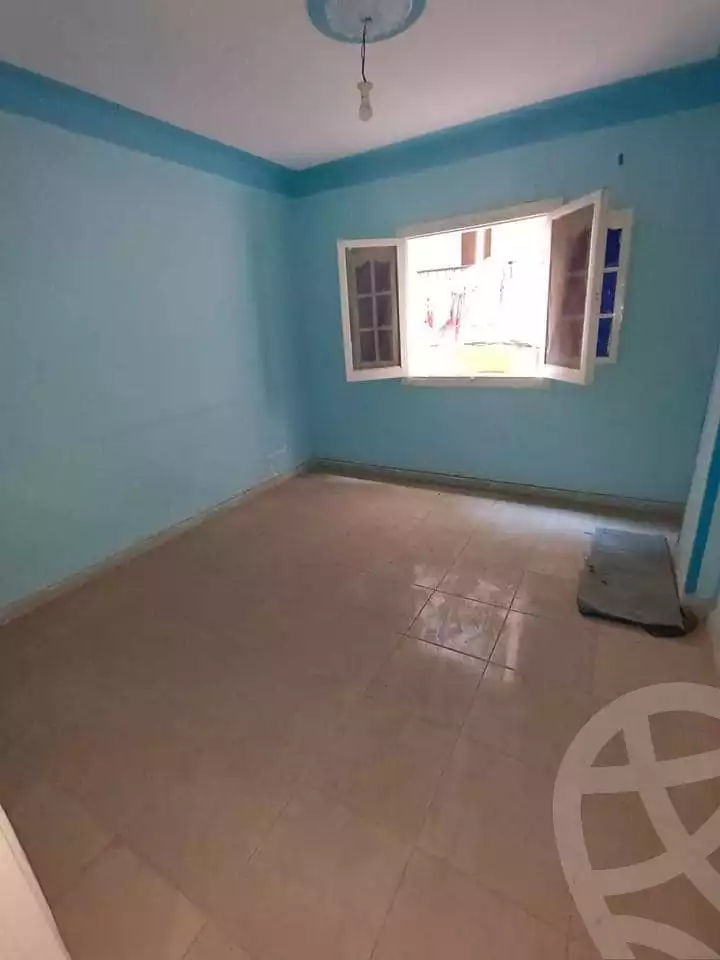 https://aqarmap.com.eg/ar/listing/5047043-for-sale-alexandria-l-jmy-lbytsh-ain-shams-st