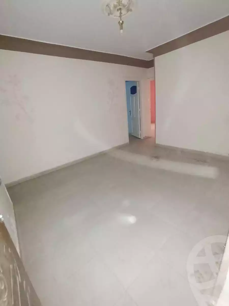 https://aqarmap.com.eg/ar/listing/5047043-for-sale-alexandria-l-jmy-lbytsh-ain-shams-st