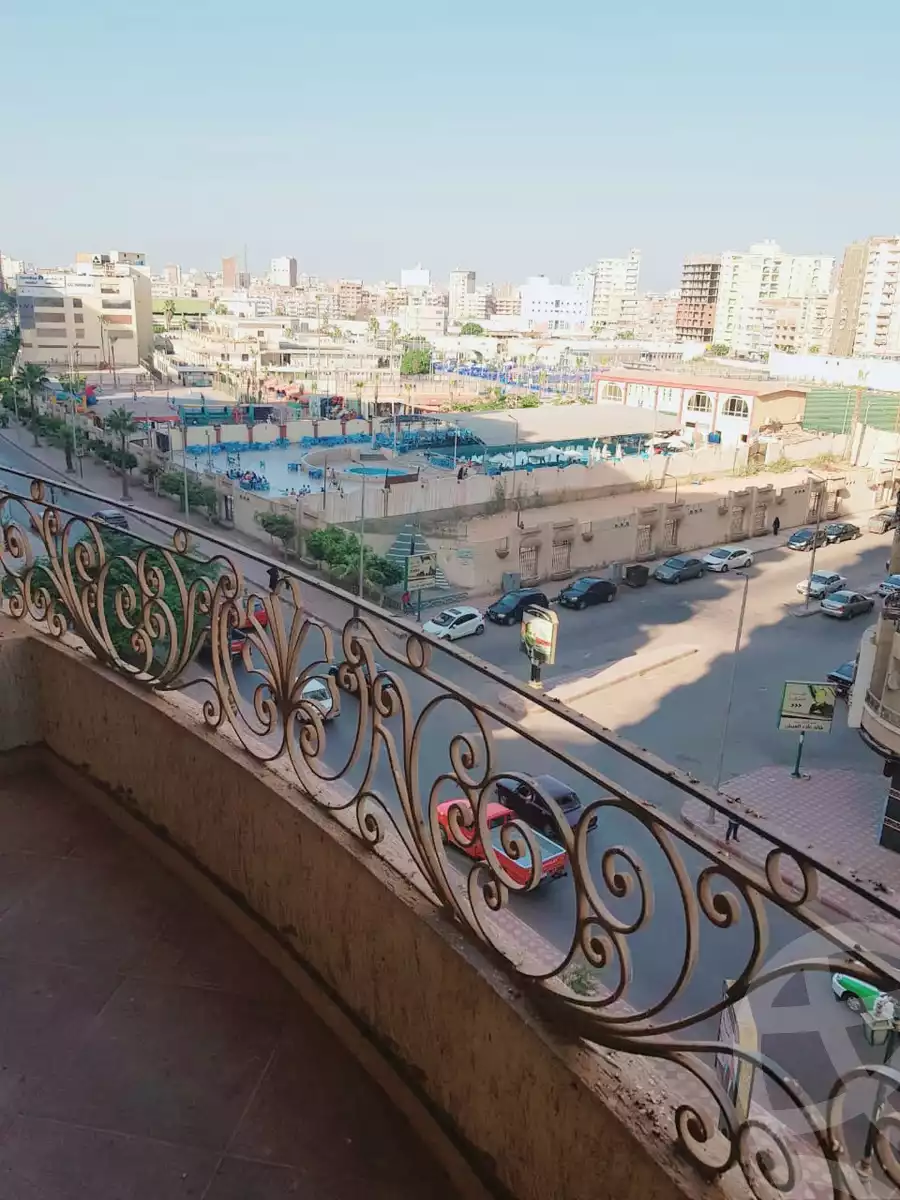 https://aqarmap.com.eg/en/listing/5053272-for-sale-beheira-damanhour-damanhour-city-abd-el-salam-el-shazly-st