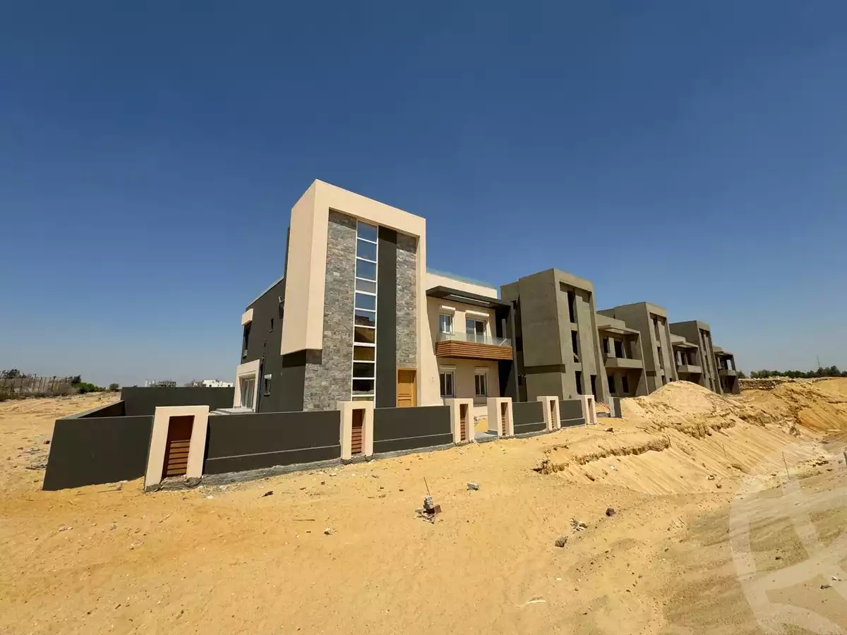 https://aqarmap.com.eg/en/listing/5064653-for-sale-cairo-el-sheikh-zayed-city-lshykh-zyd-ljdyd-zayard-palmier