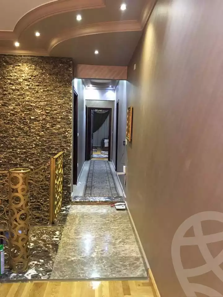 https://aqarmap.com.eg/ar/listing/5074899-for-sale-cairo-el-shorouk-lhy-lrb-neighbourhood-1