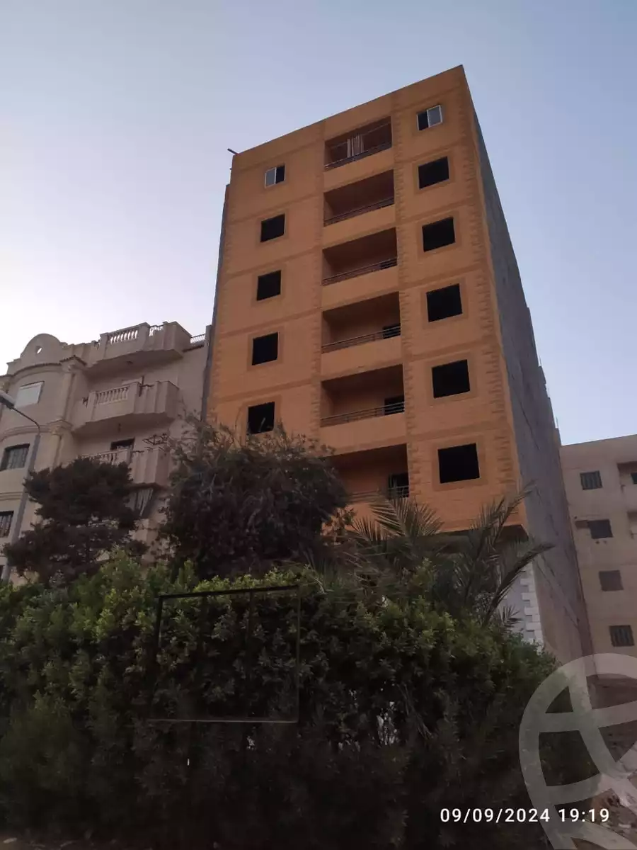 https://aqarmap.com.eg/en/listing/5077129-for-sale-cairo-mokattam-el-hadabah-el-wosta-el-mantaqa-el-khamsa-street-33