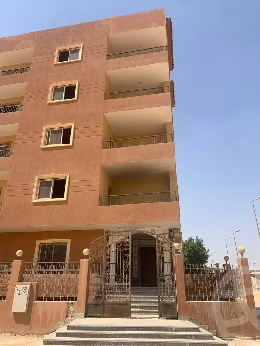 https://aqarmap.com.eg/ar/listing/5086142-for-sale-cairo-6th-of-october-el-tawsaat-el-shamalya-lhy-300