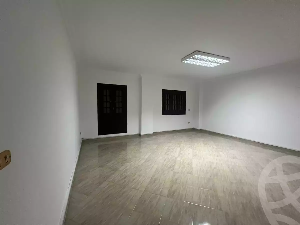 https://aqarmap.com.eg/en/listing/5090405-for-rent-cairo-new-cairo-90th-street-90th-between-cairo-festival-city-and-mountain-view-roundabout