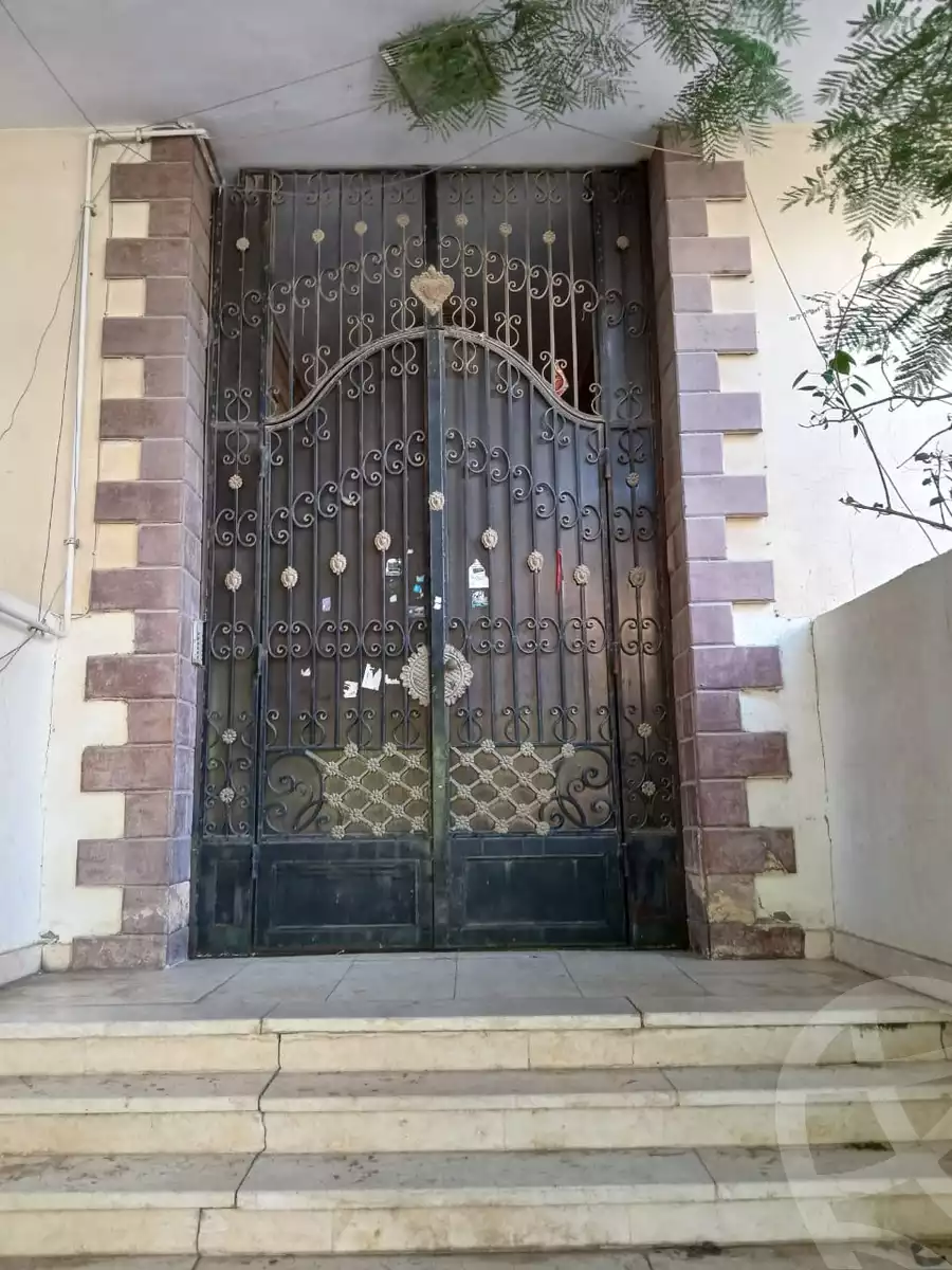 https://aqarmap.com.eg/ar/listing/5094996-for-sale-cairo-6th-of-october-el-ahyaa-neighborhood-4th-school-st