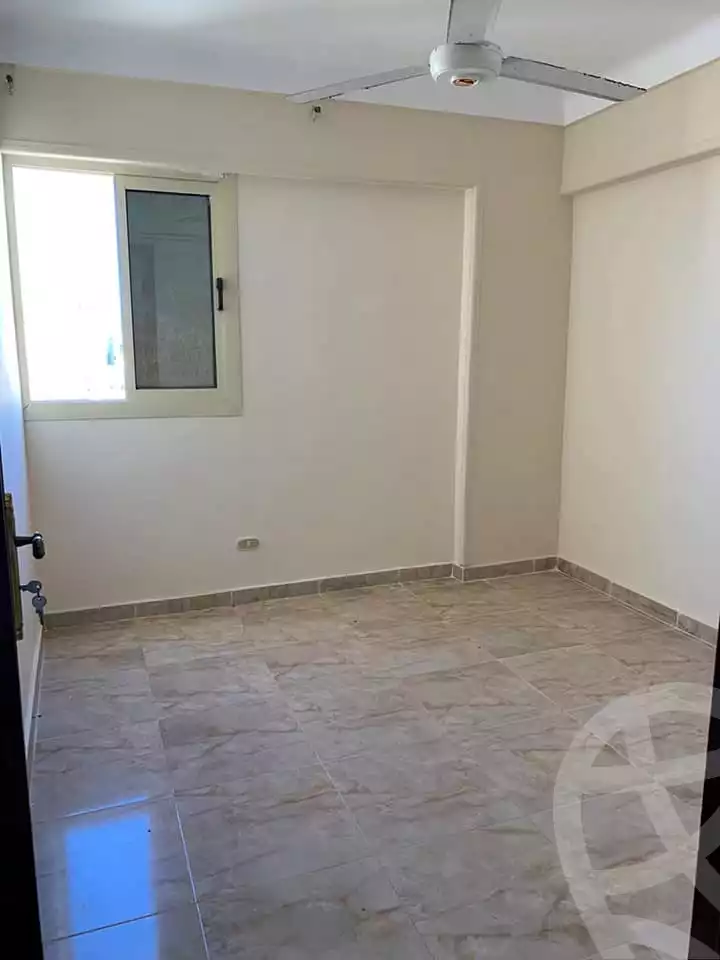 https://aqarmap.com.eg/en/listing/5112811-for-sale-alexandria-el-hanouvel-el-zahraa-city-st