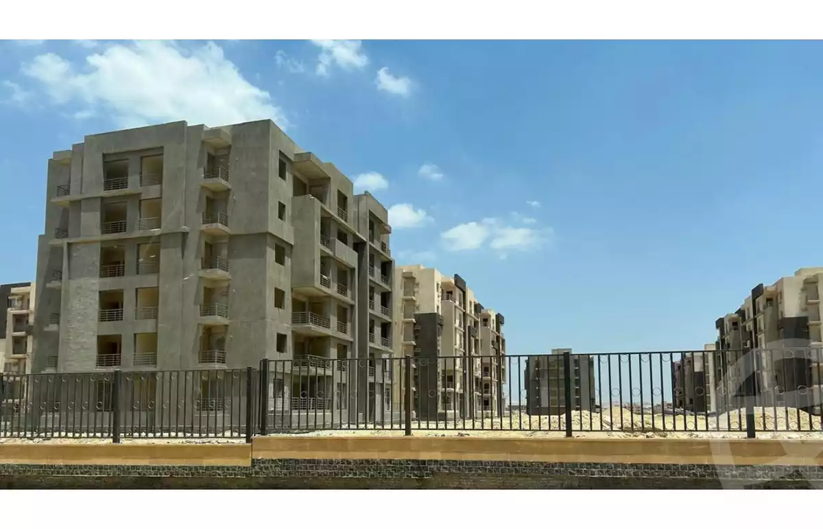 https://aqarmap.com.eg/ar/listing/5114768-for-sale-cairo-el-sheikh-zayed-city-compounds