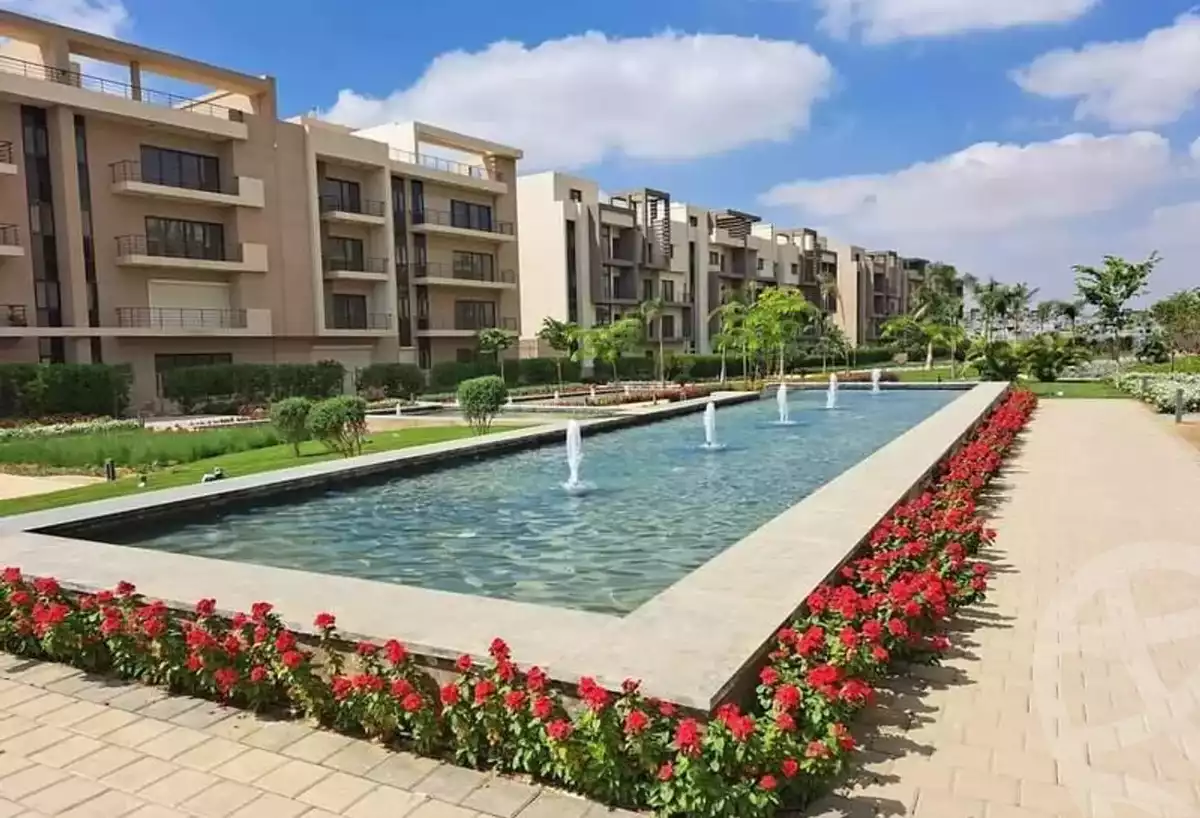 https://aqarmap.com.eg/ar/listing/5120292-for-sale-cairo-new-cairo-compounds-fifth-square