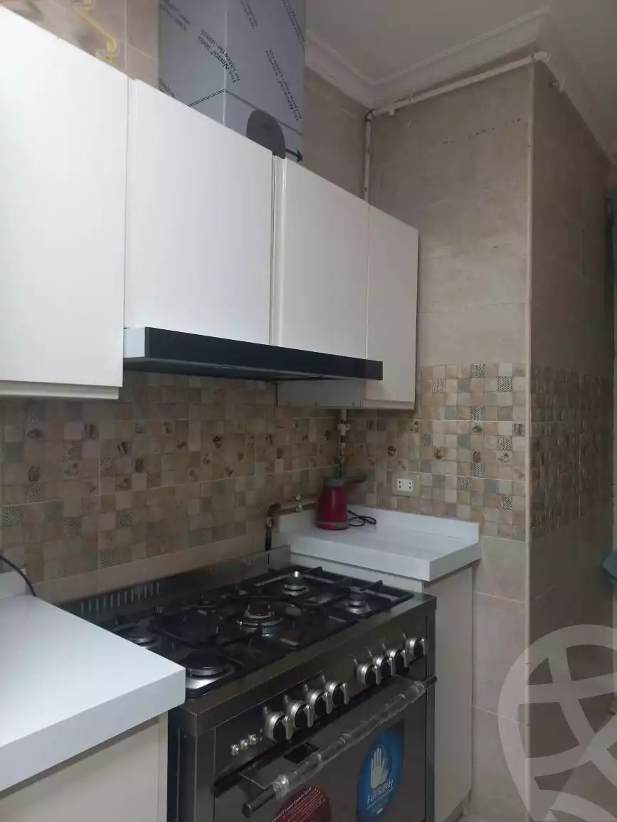 https://aqarmap.com.eg/en/listing/5134913-for-rent-cairo-new-cairo-lrhb-city-phase-4-mohammed-farid-st