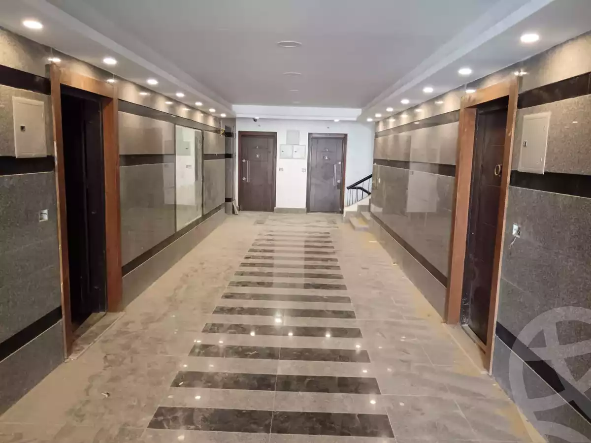 https://aqarmap.com.eg/en/listing/5145656-for-sale-cairo-new-cairo-compounds-kmbwnd-lnyb-l-m