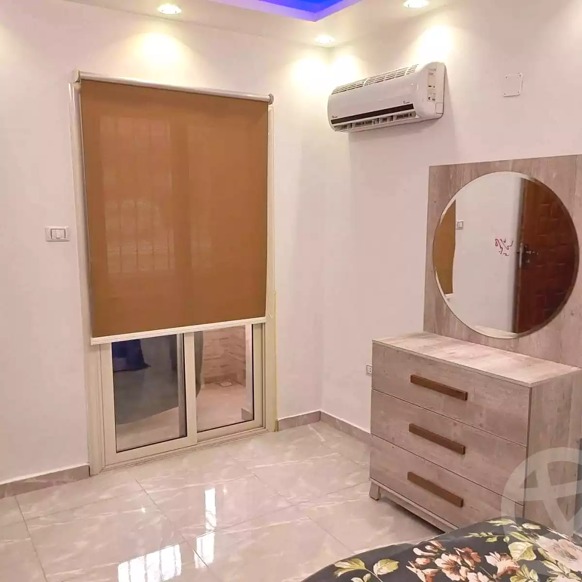 https://aqarmap.com.eg/ar/listing/5146488-for-sale-cairo-6th-of-october-el-ahyaa-neighborhood-7th-al-sayeda-aesha-st