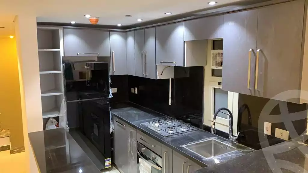 https://aqarmap.com.eg/ar/listing/5159910-for-rent-cairo-new-cairo-compounds-porto-cairo-mall