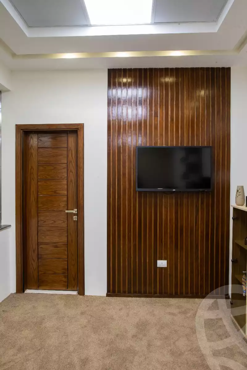 https://aqarmap.com.eg/en/listing/5638330-for-sale-cairo-6th-of-october-featured-neighborhood-sixth-touristic-village-al-wageh-street