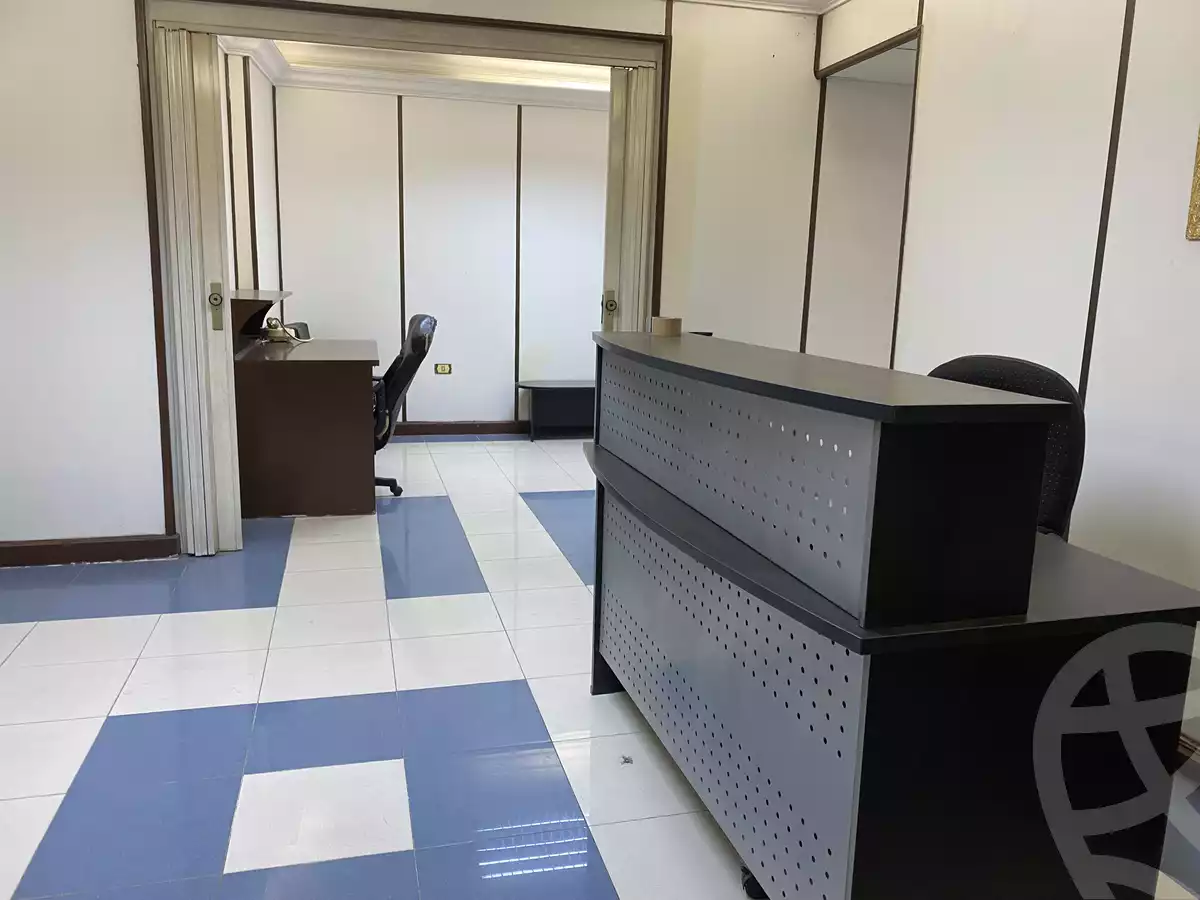 https://aqarmap.com.eg/ar/listing/5844775-for-sale-cairo-ljyz-shareaa-morad  charel degol