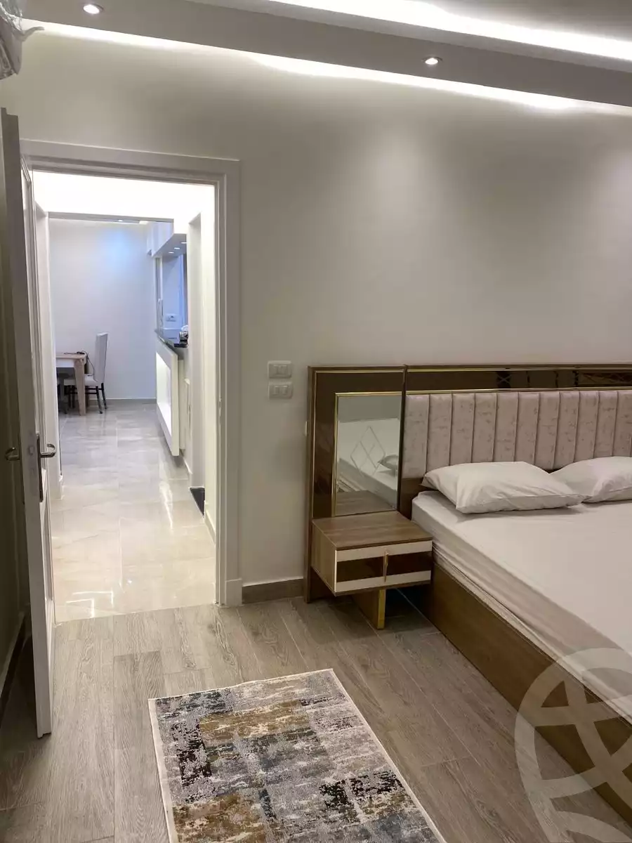 https://aqarmap.com.eg/en/listing/5172654-for-rent-cairo-new-cairo-lrhb-city-phase-7
