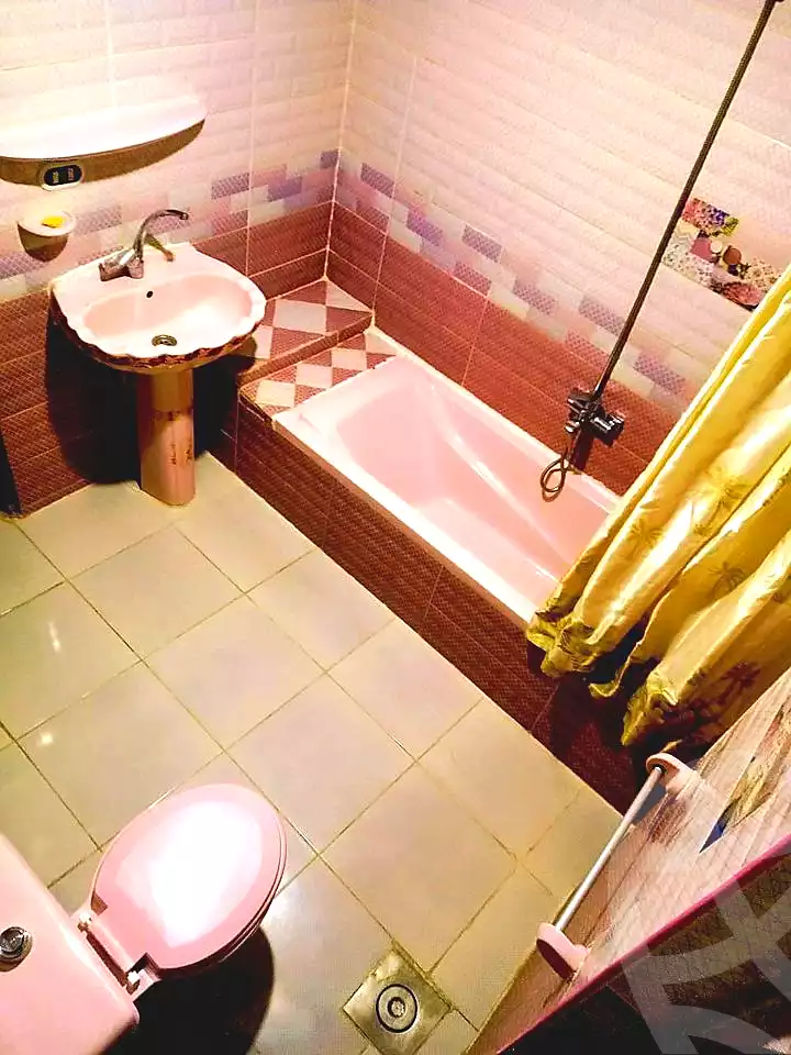 https://aqarmap.com.eg/en/listing/5186807-for-rent-alexandria-moharram-bey-kanal-al-mahmoudeya-al-bahri-st
