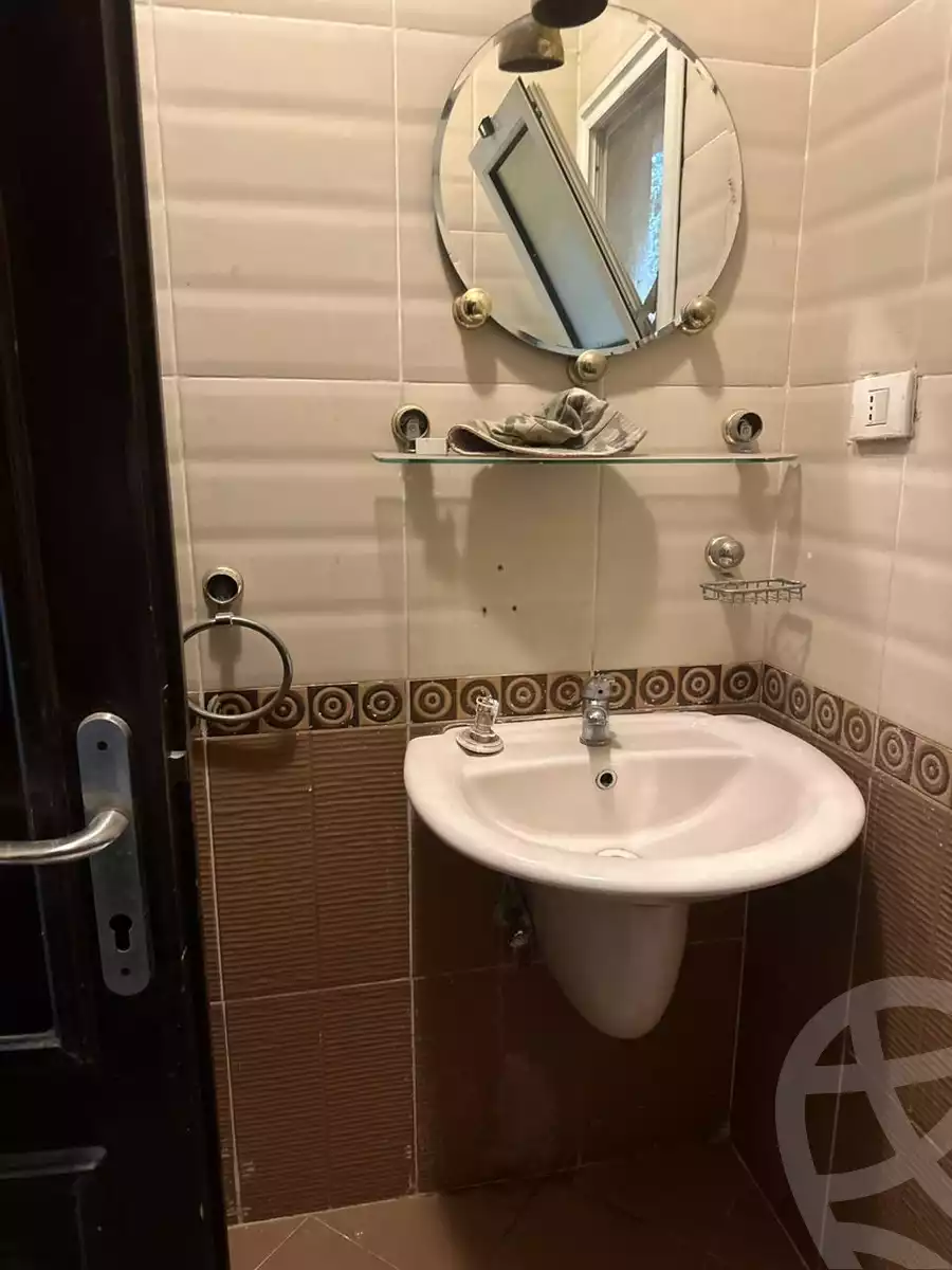 https://aqarmap.com.eg/en/listing/5192523-for-rent-cairo-new-cairo-lrhb-city-malls-and-markets