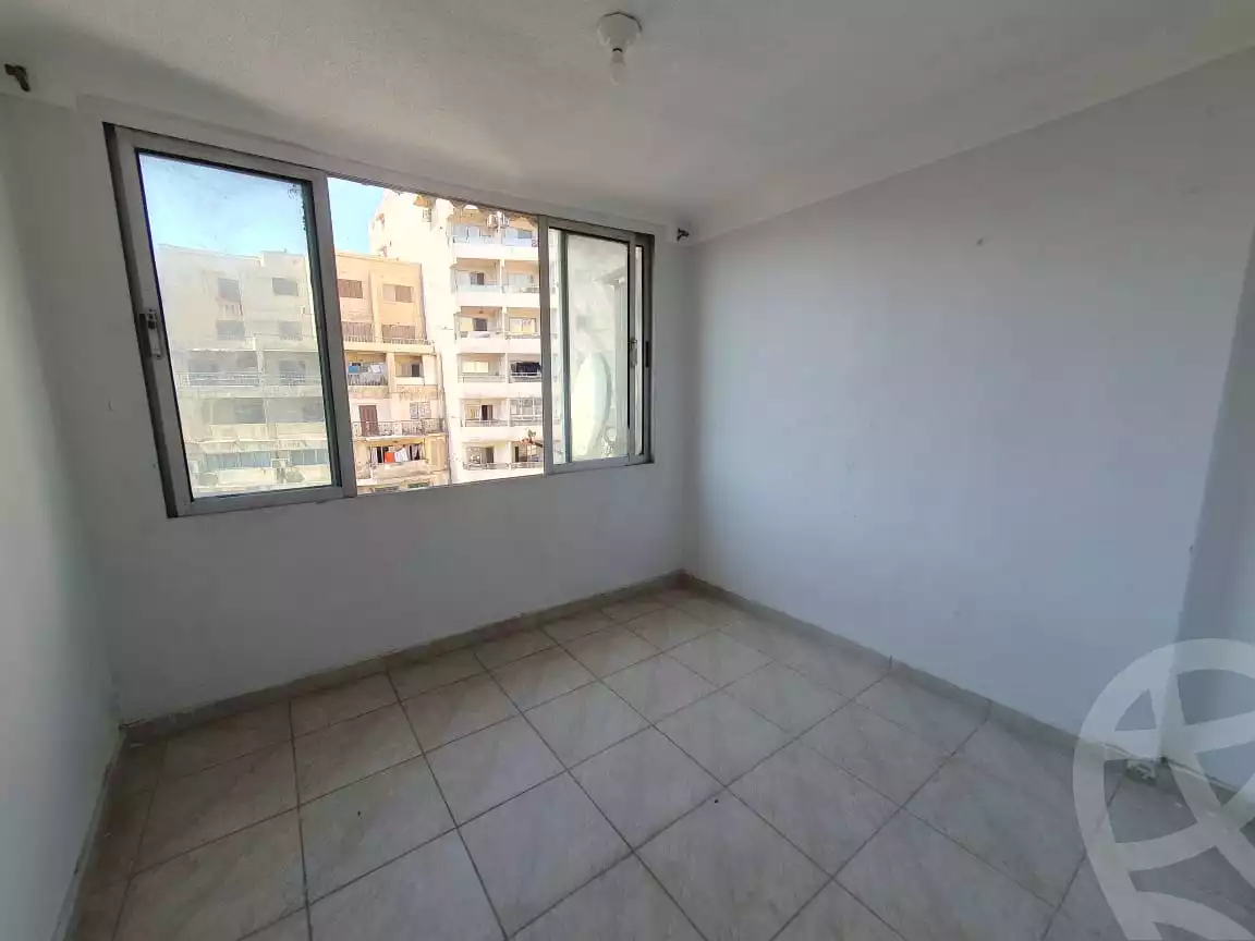 https://aqarmap.com.eg/en/listing/5203350-for-sale-alexandria-bolekly-mostafa-kamel-stt