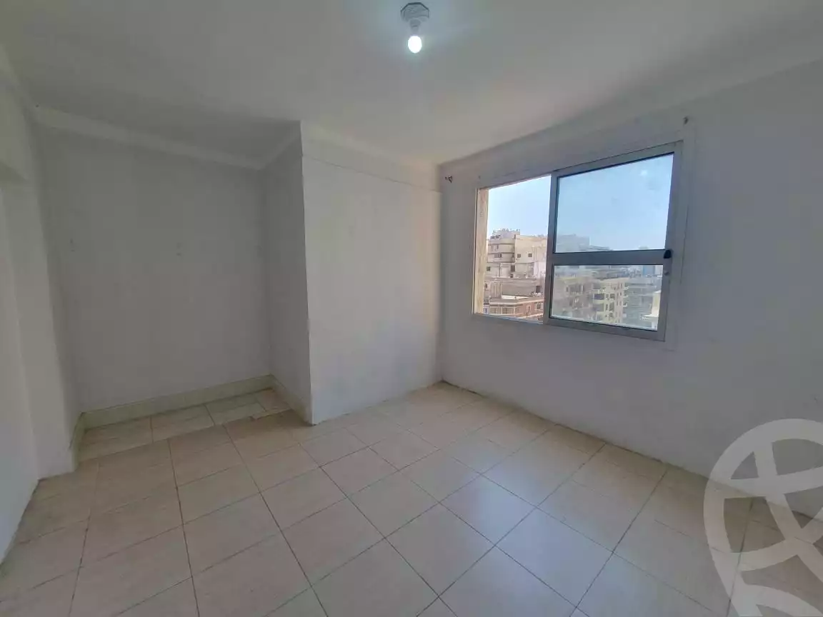 https://aqarmap.com.eg/en/listing/5203350-for-sale-alexandria-bolekly-mostafa-kamel-stt