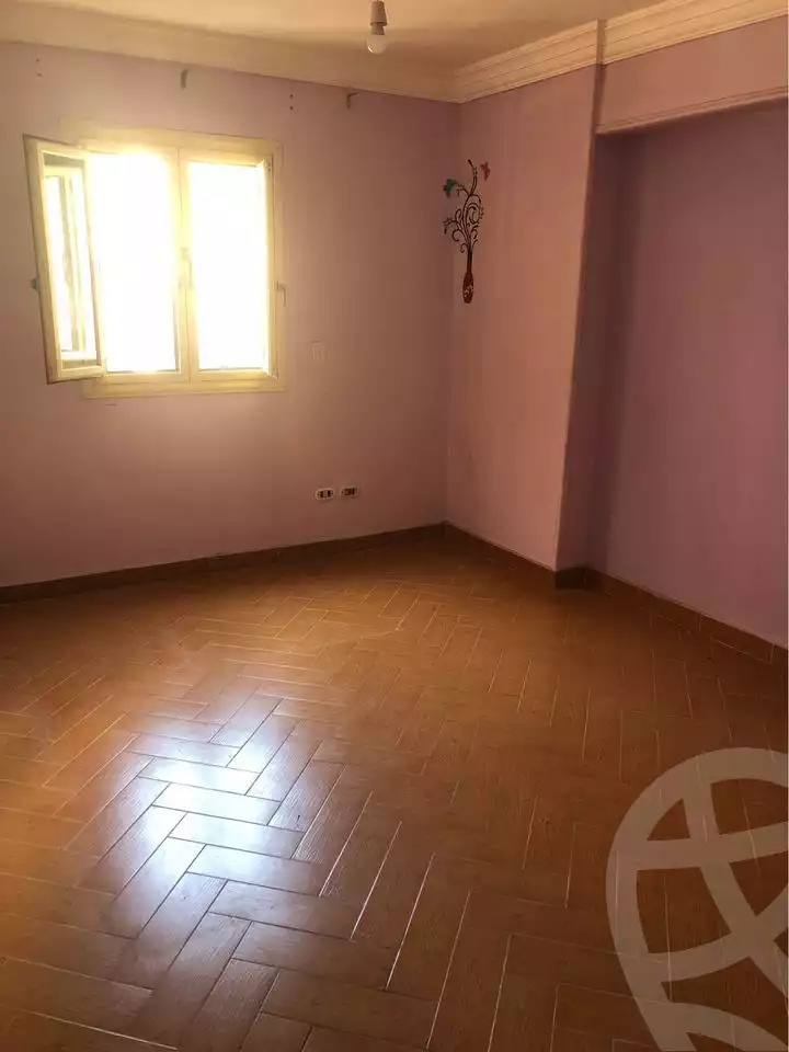 https://aqarmap.com.eg/en/listing/5203469-for-sale-alexandria-ganaklis-shr-bw-qyr-tryq-lhry