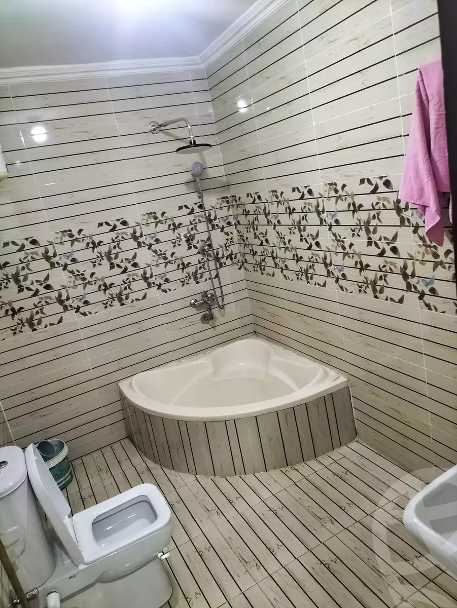 https://aqarmap.com.eg/en/listing/5212262-for-sale-cairo-ain-shams-ahmed-esmat-st