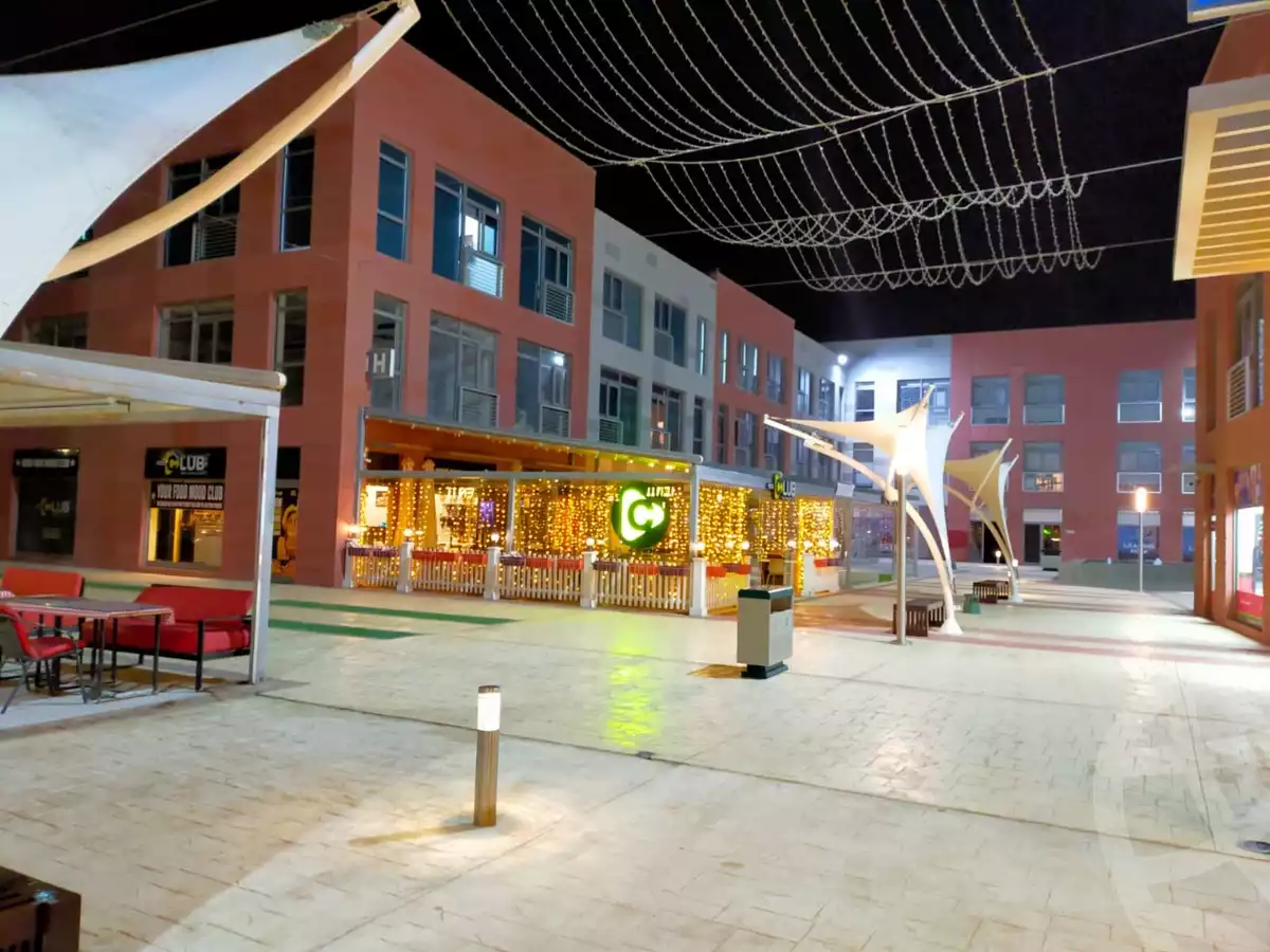 https://aqarmap.com.eg/en/listing/5214185-for-sale-cairo-el-sheikh-zayed-city-compounds-the-courtyard-mall-dorra