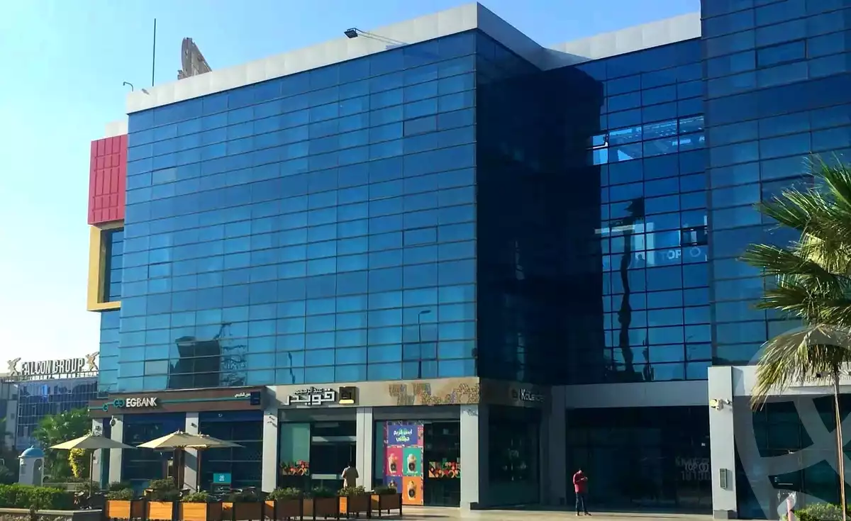 https://aqarmap.com.eg/en/listing/5844576-for-sale-cairo-new-cairo-compounds-top-90-mall