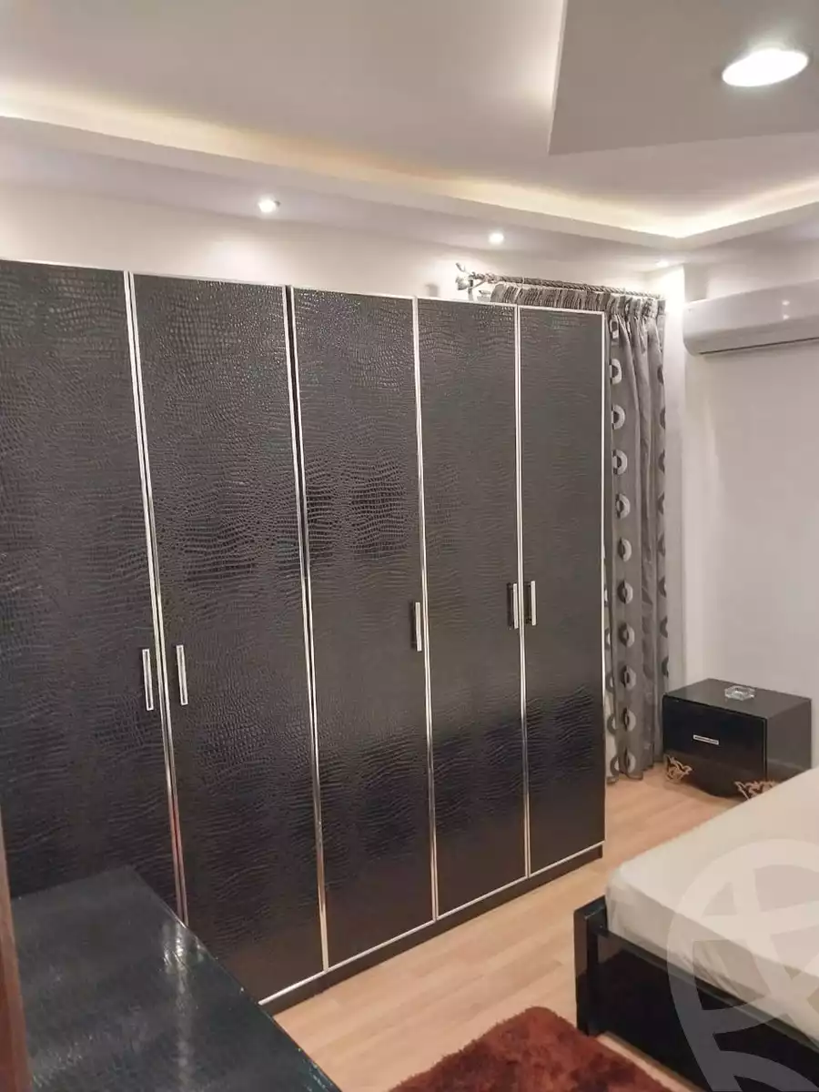 https://aqarmap.com.eg/en/listing/5216767-for-rent-cairo-new-cairo-lrhb-city-phase-5-ibn-al-nafees-st