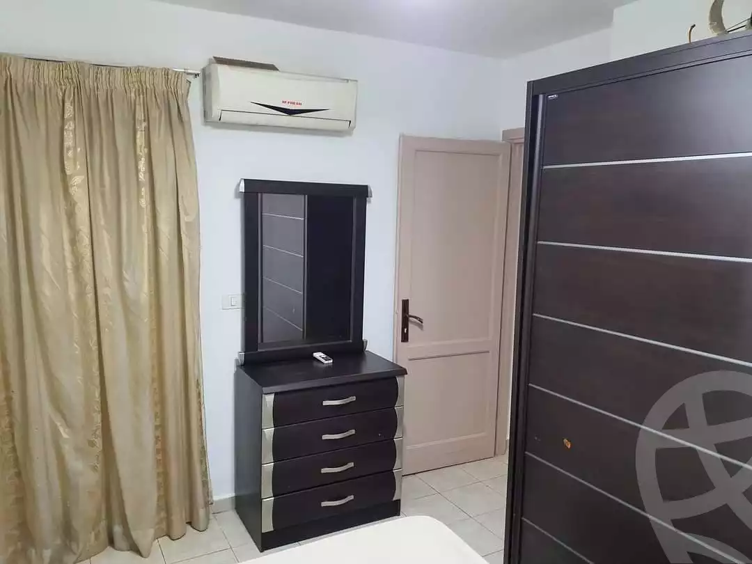 https://aqarmap.com.eg/ar/listing/5220182-for-rent-cairo-new-cairo-lrhb-city-phase-5-ibn-al-nafees-st
