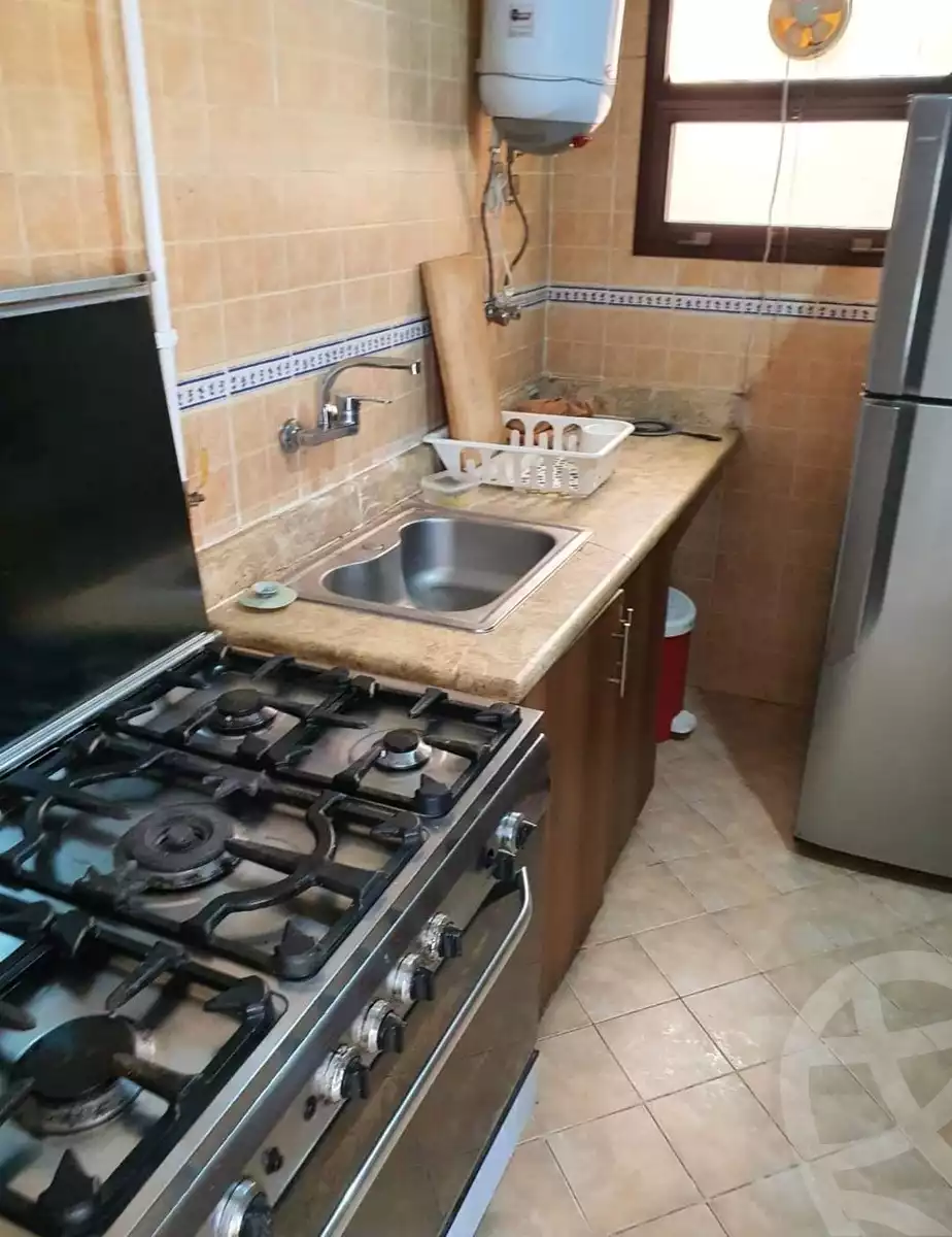 https://aqarmap.com.eg/ar/listing/5220182-for-rent-cairo-new-cairo-lrhb-city-phase-5-ibn-al-nafees-st