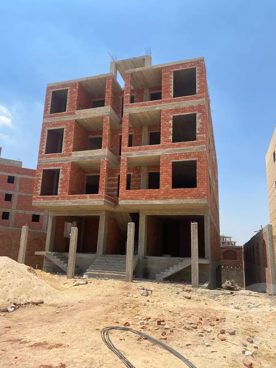 https://aqarmap.com.eg/en/listing/5228657-for-sale-cairo-al-oubour-l-bwr-ljdyd-byt-lwtn