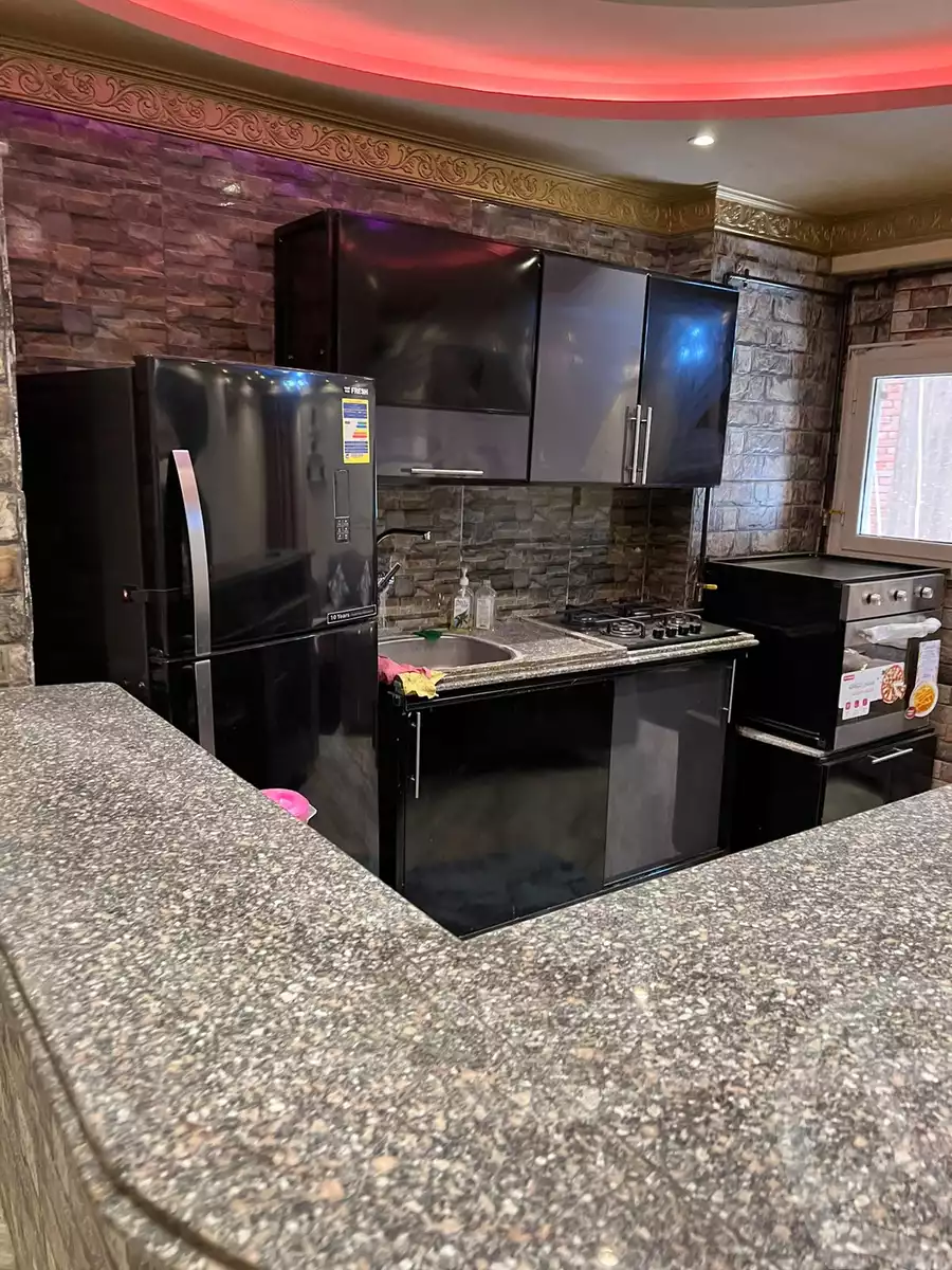 https://aqarmap.com.eg/en/listing/5231280-for-rent-cairo-manial-el-rawda-st