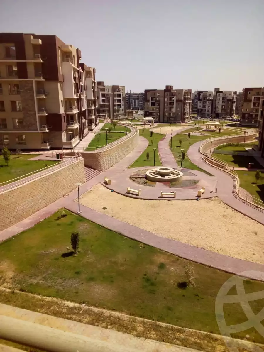 https://aqarmap.com.eg/en/listing/5231850-for-sale-cairo-al-oubour-compounds-dar-misr