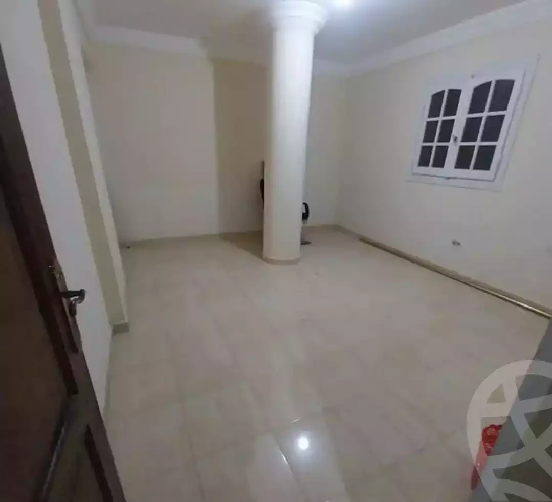 https://aqarmap.com.eg/en/listing/5232408-for-rent-alexandria-ganaklis-shr-mrtdy-bsh