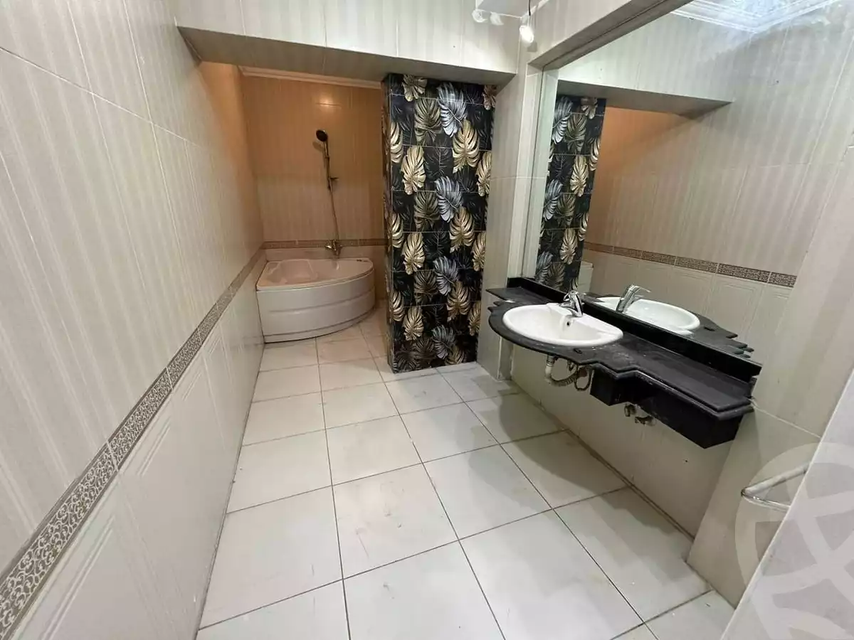 https://aqarmap.com.eg/en/listing/5234860-for-sale-cairo-mokattam-lhdb-l-ly-el-madina-el-monawara-st
