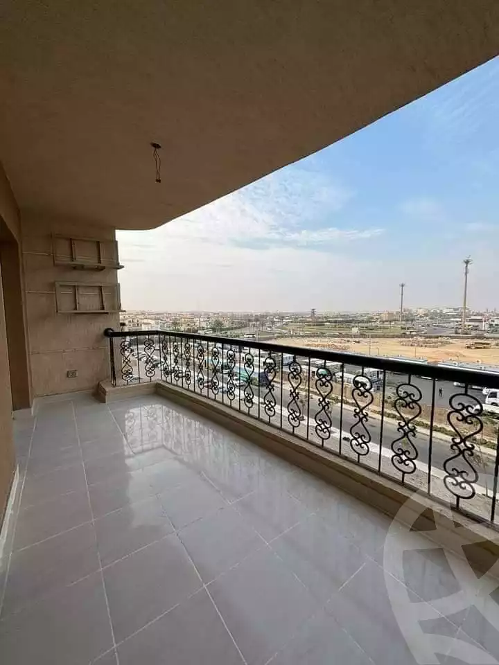 https://aqarmap.com.eg/en/listing/5237745-for-rent-cairo-new-cairo-lrhb-city-phase-7