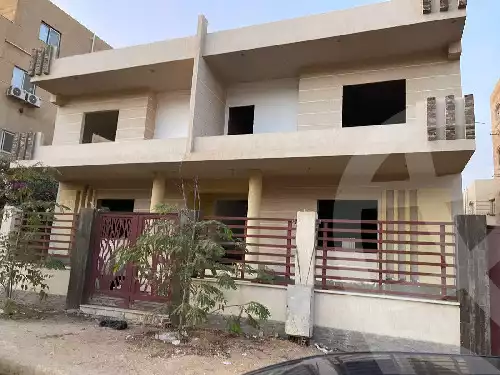 https://aqarmap.com.eg/en/listing/5998335-for-sale-cairo-new-cairo-ganob-el-akadamiya