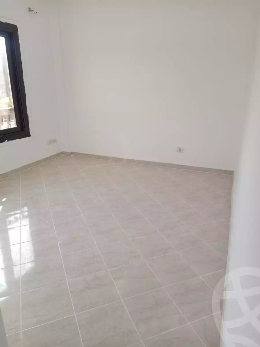 https://aqarmap.com.eg/en/listing/5246718-for-rent-cairo-new-cairo-lrhb-city-phase-5-talaat-mostafa-st