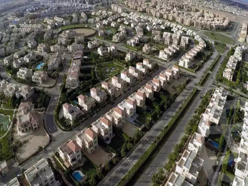 https://aqarmap.com.eg/en/listing/5250371-for-sale-cairo-el-sheikh-zayed-city-compounds-greens