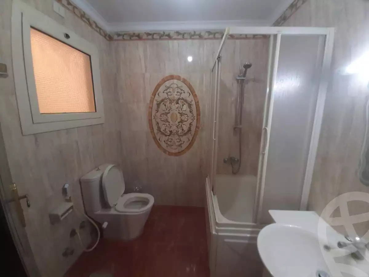 https://aqarmap.com.eg/en/listing/5256505-for-rent-cairo-new-cairo-lrhb-city-phase-5-ibn-al-nafees-st