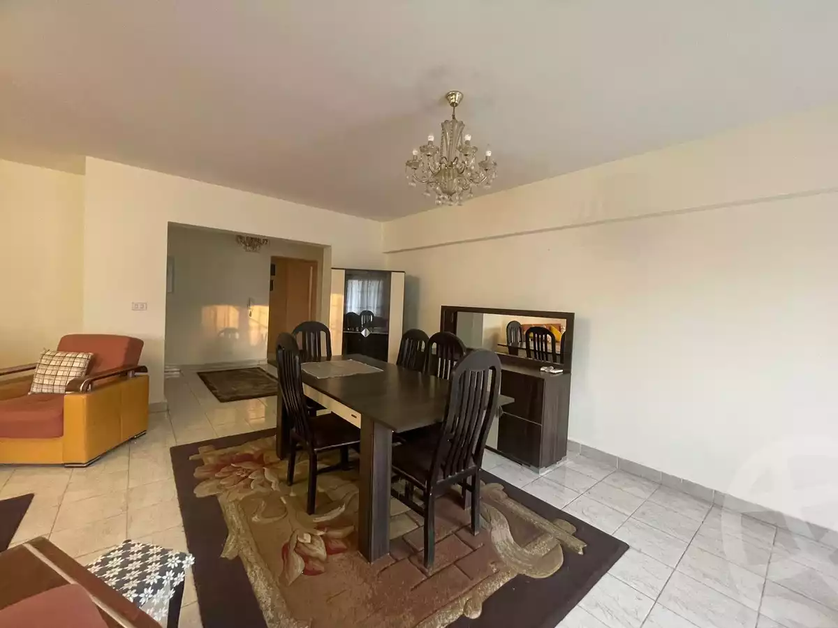 https://aqarmap.com.eg/en/listing/5260935-for-rent-cairo-new-cairo-lrhb-city-phase-8