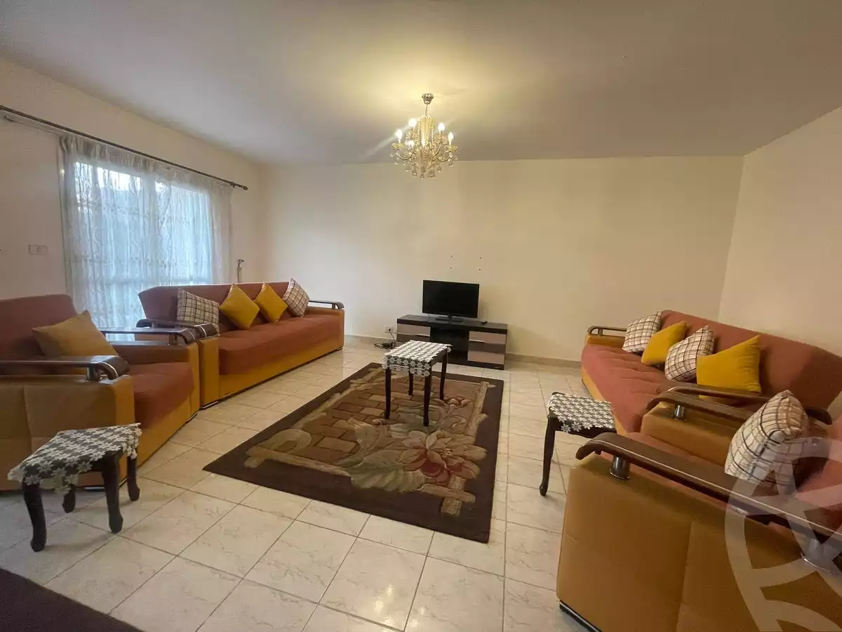 https://aqarmap.com.eg/en/listing/5260935-for-rent-cairo-new-cairo-lrhb-city-phase-8
