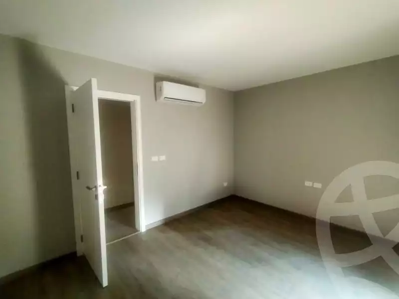 https://aqarmap.com.eg/ar/listing/5277525-for-sale-cairo-el-sheikh-zayed-city-compounds-kmbwnd-fyldj-wyst-dr-llttwyr