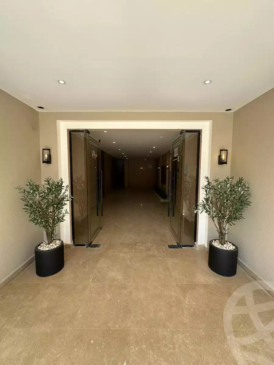 https://aqarmap.com.eg/ar/listing/5277525-for-sale-cairo-el-sheikh-zayed-city-compounds-kmbwnd-fyldj-wyst-dr-llttwyr