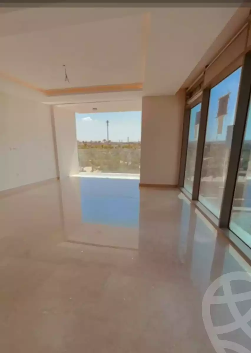 https://aqarmap.com.eg/ar/listing/5277788-for-sale-cairo-el-sheikh-zayed-city-compounds-zyd-wr-llttwyr-park-towers-zed-el-sheikh-zayed-compound