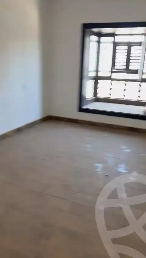 https://aqarmap.com.eg/ar/listing/5282853-for-sale-cairo-old-cairo-el-fostat-lfstt-ljdyd-arabesque-compound-sed
